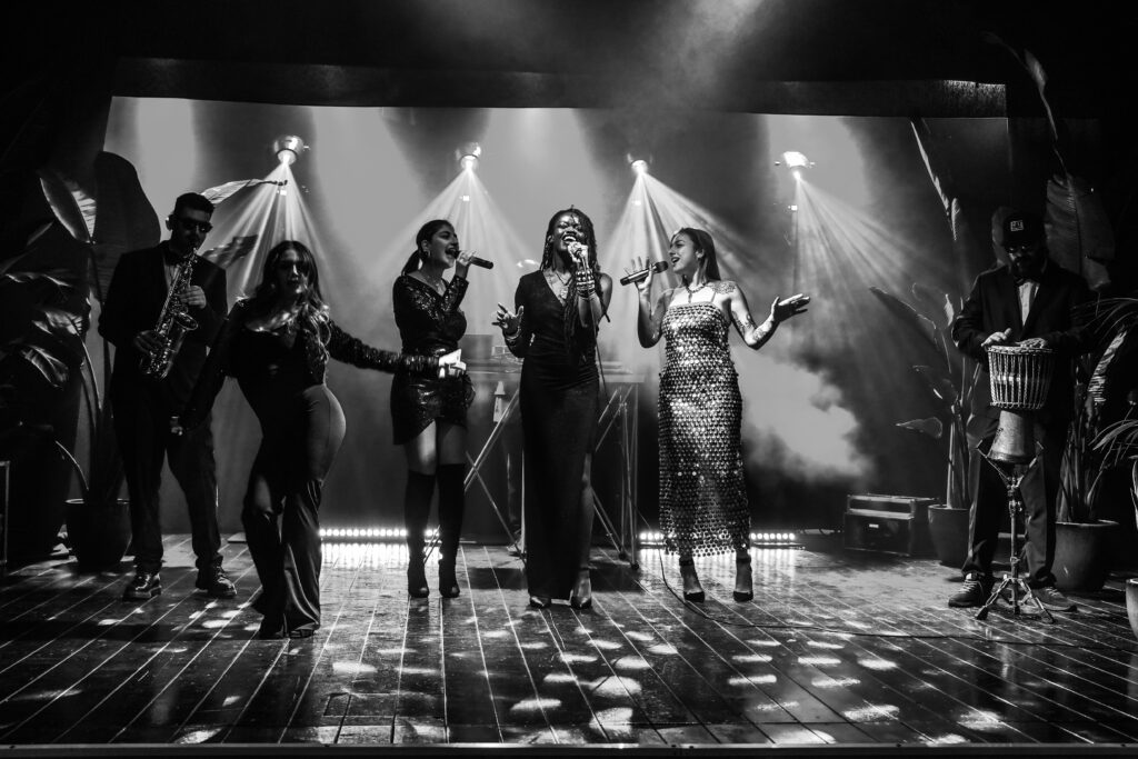 Velvet Aura Live Show